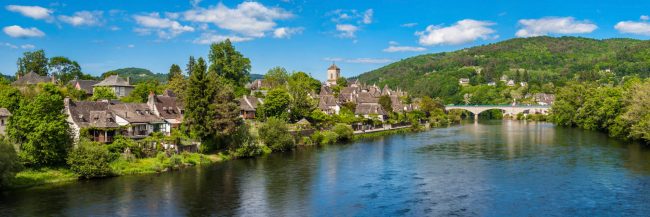 14934-france-Correze-La-Dordogne-a-Argentat-panorama-sentucq.h