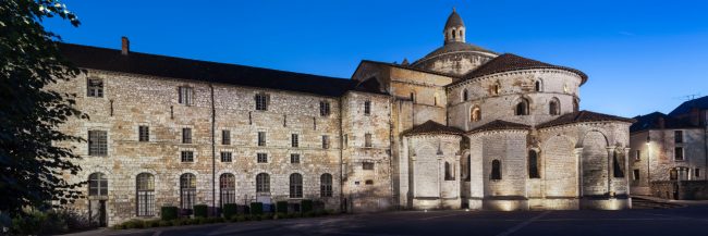 15001-france-Lot-L-abbaye-Sainte-Marie-de-Souillac-panorama-sentucq.h
