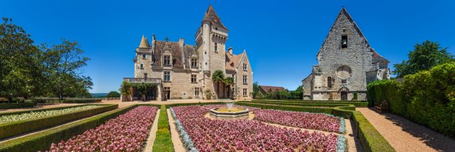 15014-france-Dordogne-Chateau-des-Milandes-ancienne-demeure-de-Josephine-Baker-panorama-sentucq.h