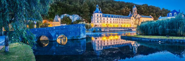 15022-france-Dordogne-Pont-Coude-sur-la-Dronne-pavillon-Renaissance-et-abbaye-de-Brantome-panorama-sentucq.h